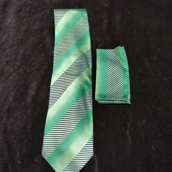Tie - Picture 1 of 3
